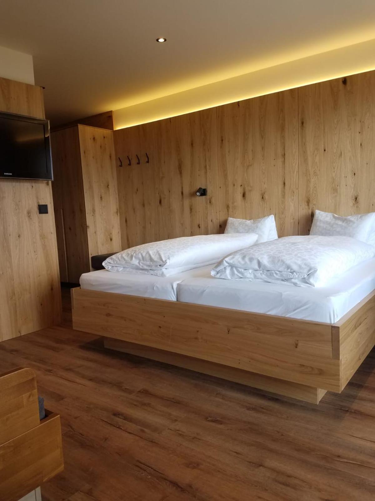 Aparthotel Hohe Bruecke Миттерзилль Экстерьер фото